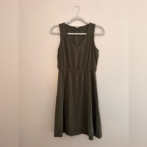 Green Sleeveless Dress